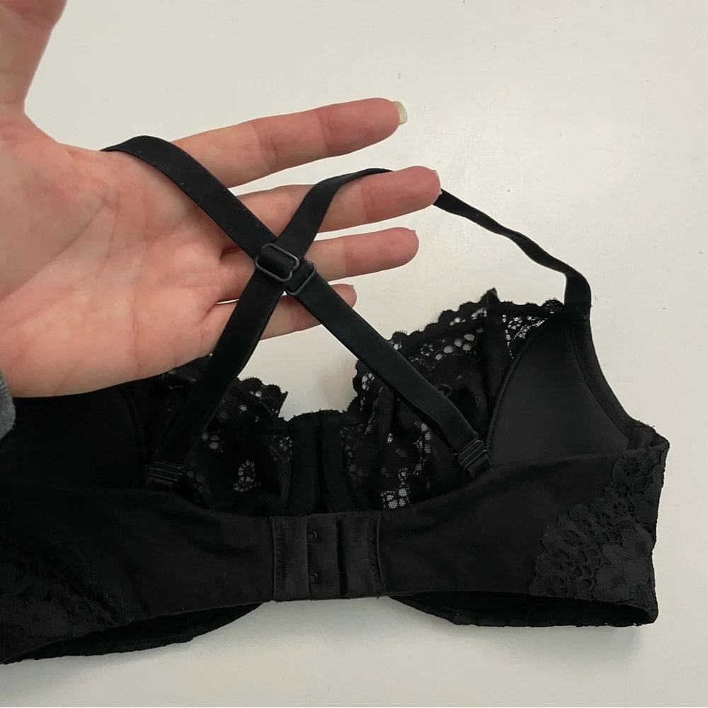 Victorias Secret Bra Unlined Demi Underwire Floral Lace Convertible Black